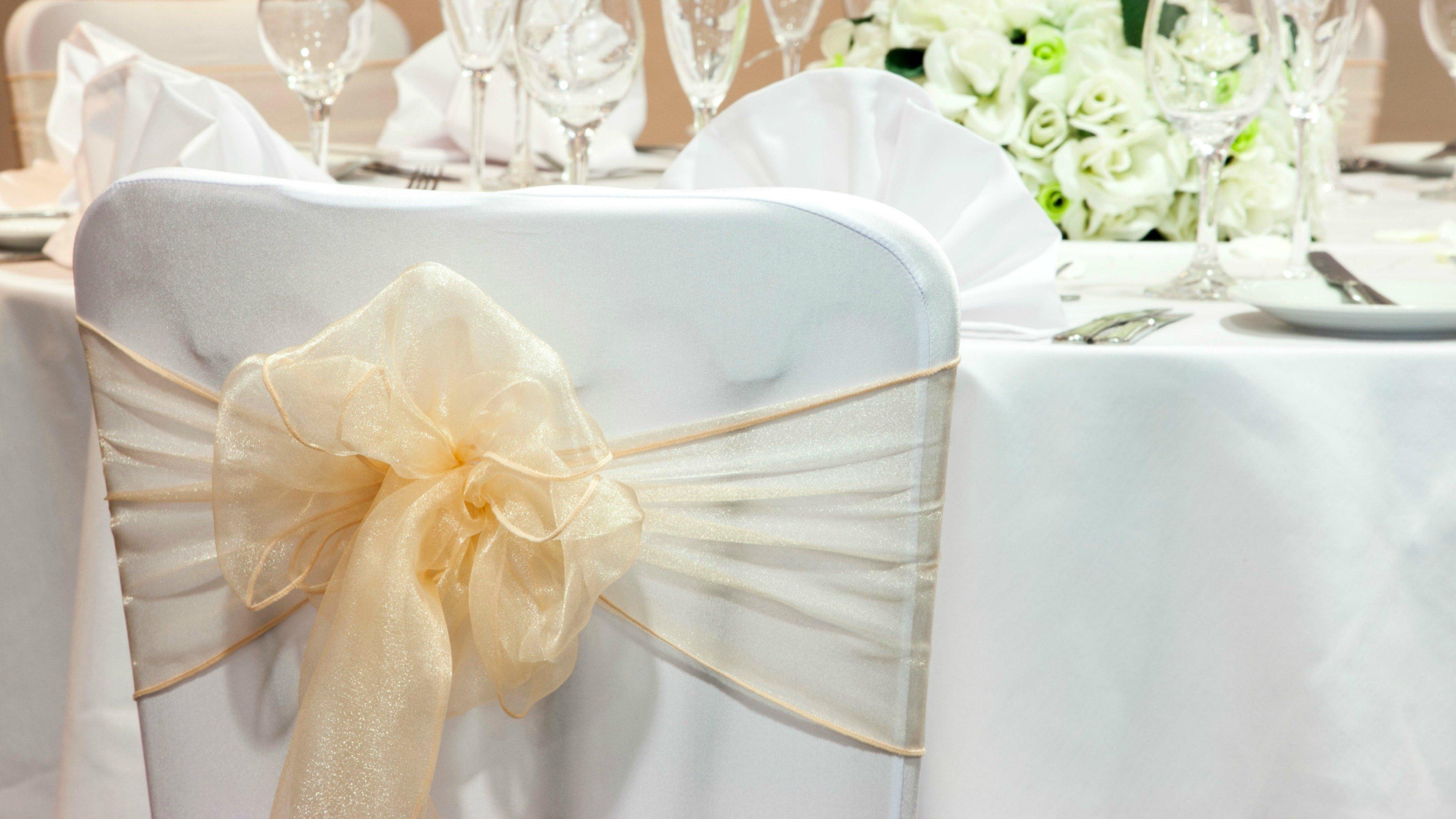 Holiday Inn Swindon By Ihg Bagian luar foto
